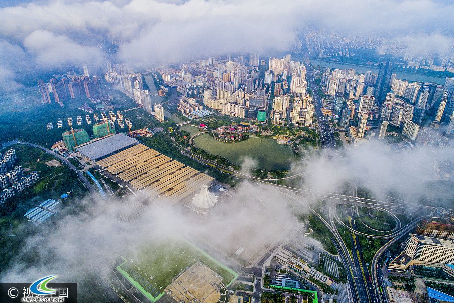 第14届中国－东盟博览会12日开幕 航拍南宁城市风光美如画